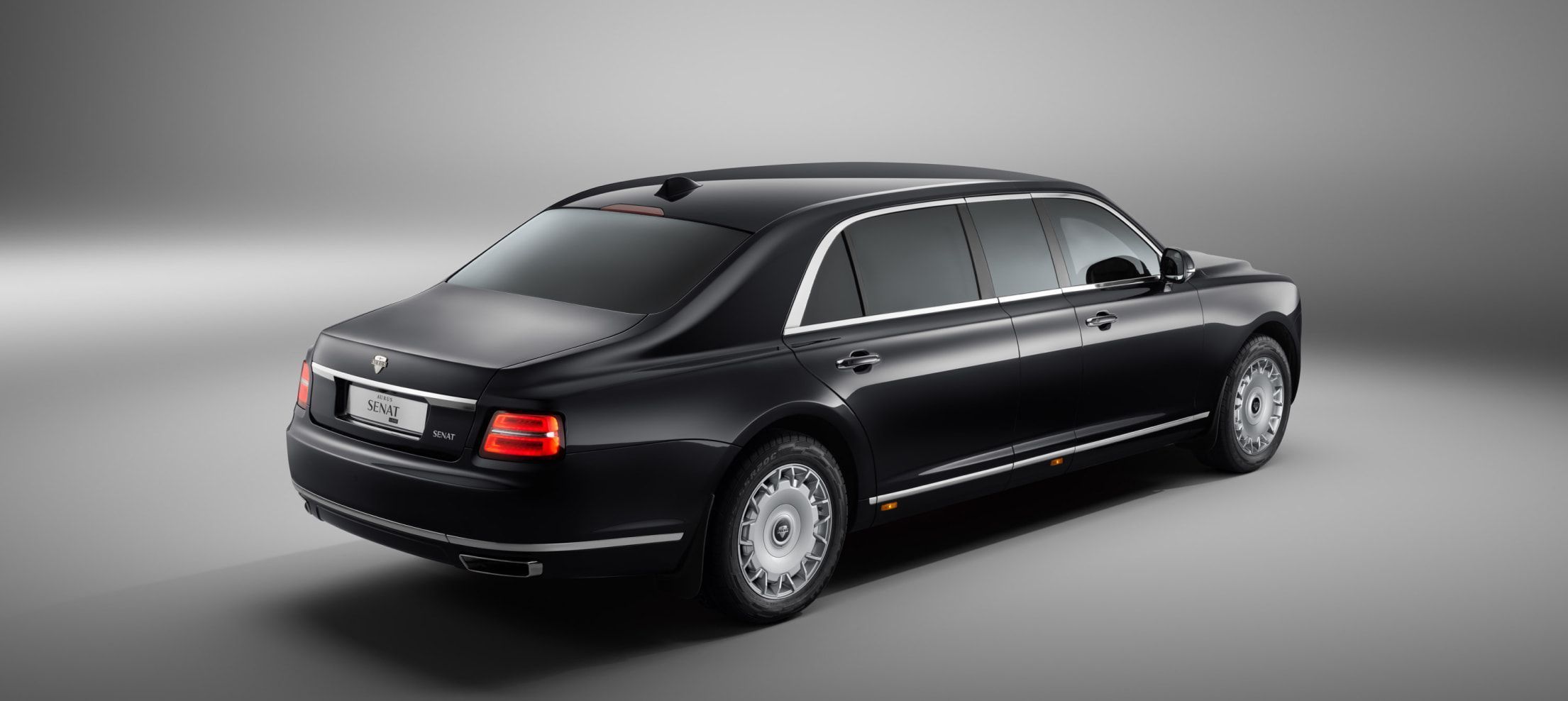 Бронированный AURUS Senat Long
